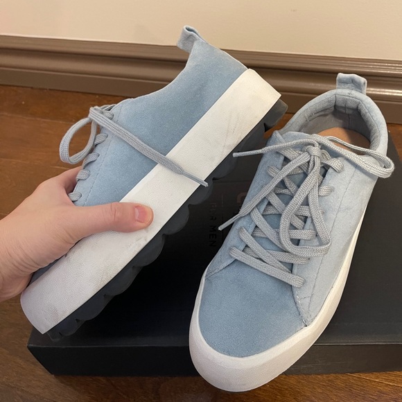 zara blue sneakers
